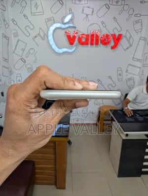 Apple iPhone 11 128 GB White