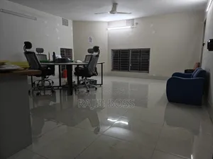 Office Room (Sub-let)