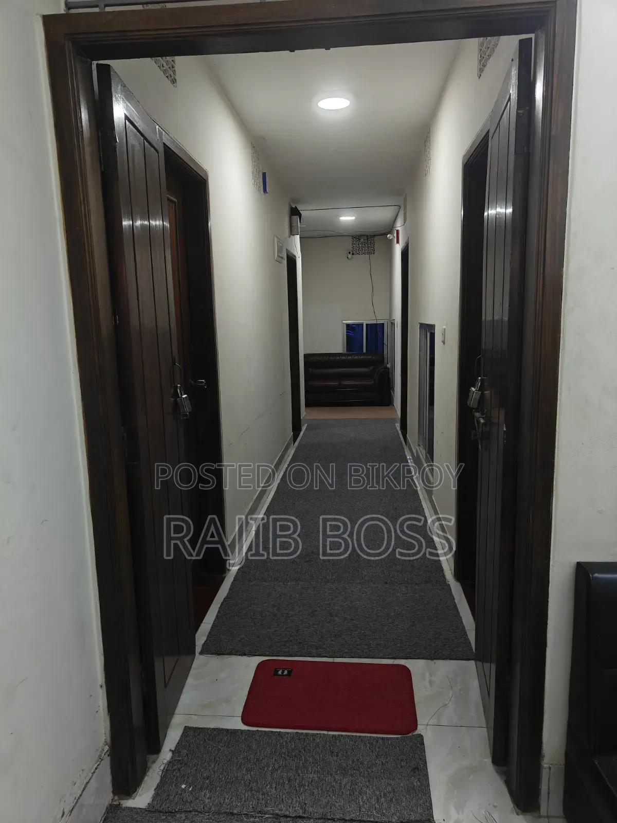 Office Room (Sub-let)