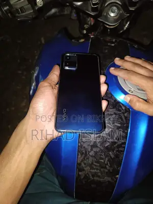Vivo Y33s 128 GB Blue