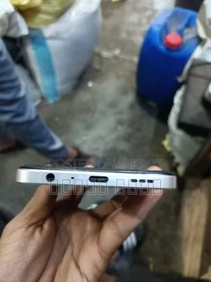 Oppo F21 Pro 128 GB Yellow