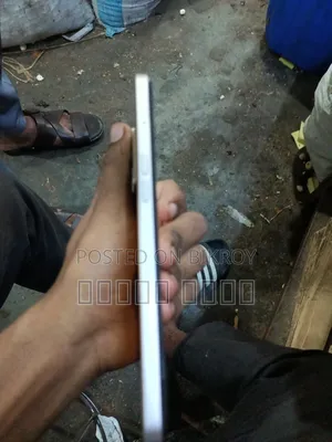 Oppo F21 Pro 128 GB Yellow