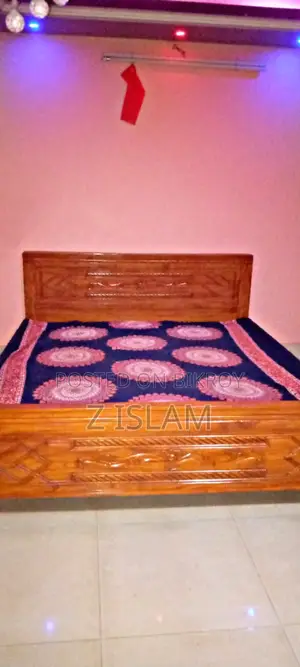 Mahogany Wood Bed