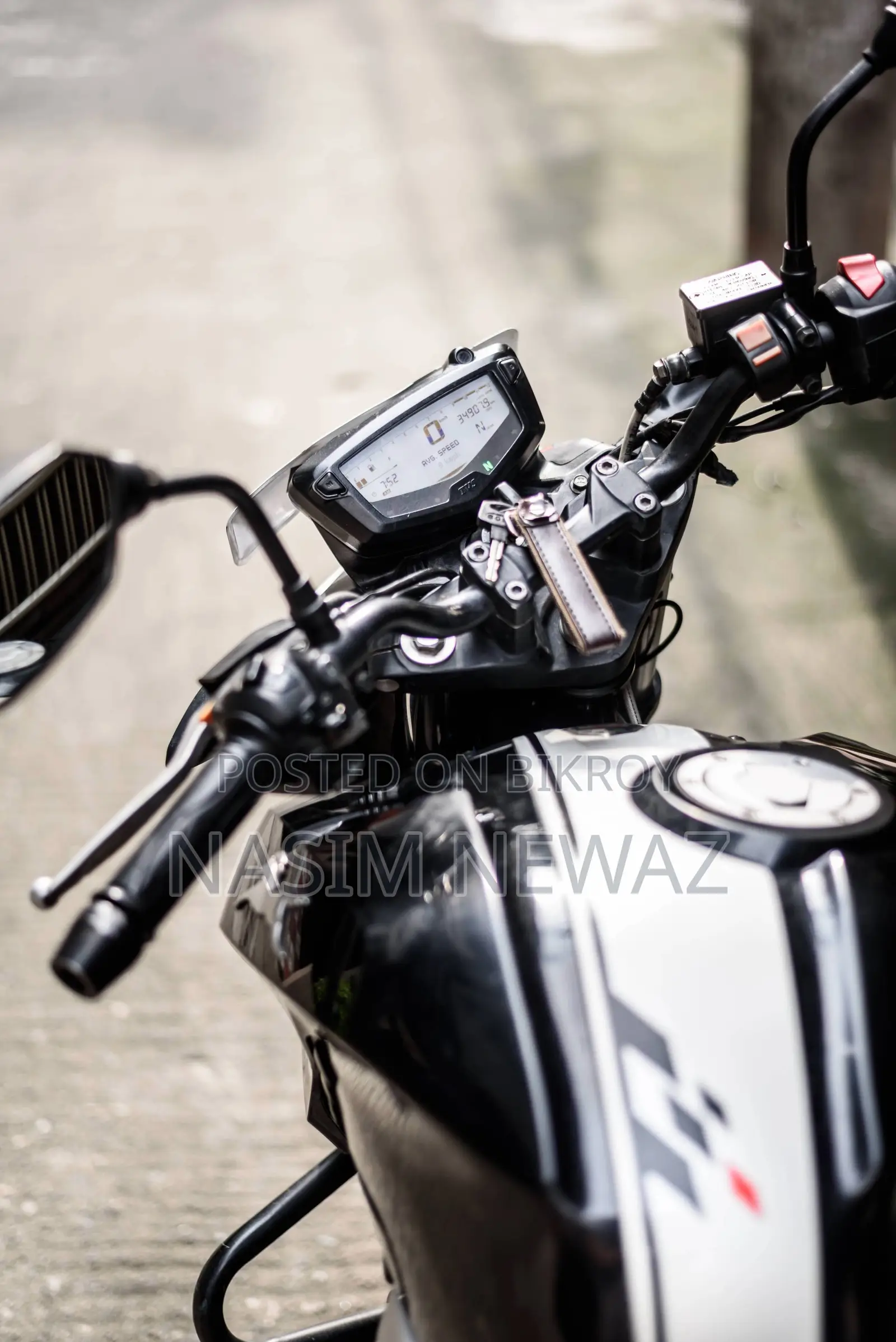 TVS Apache 160 4V 2021 Black