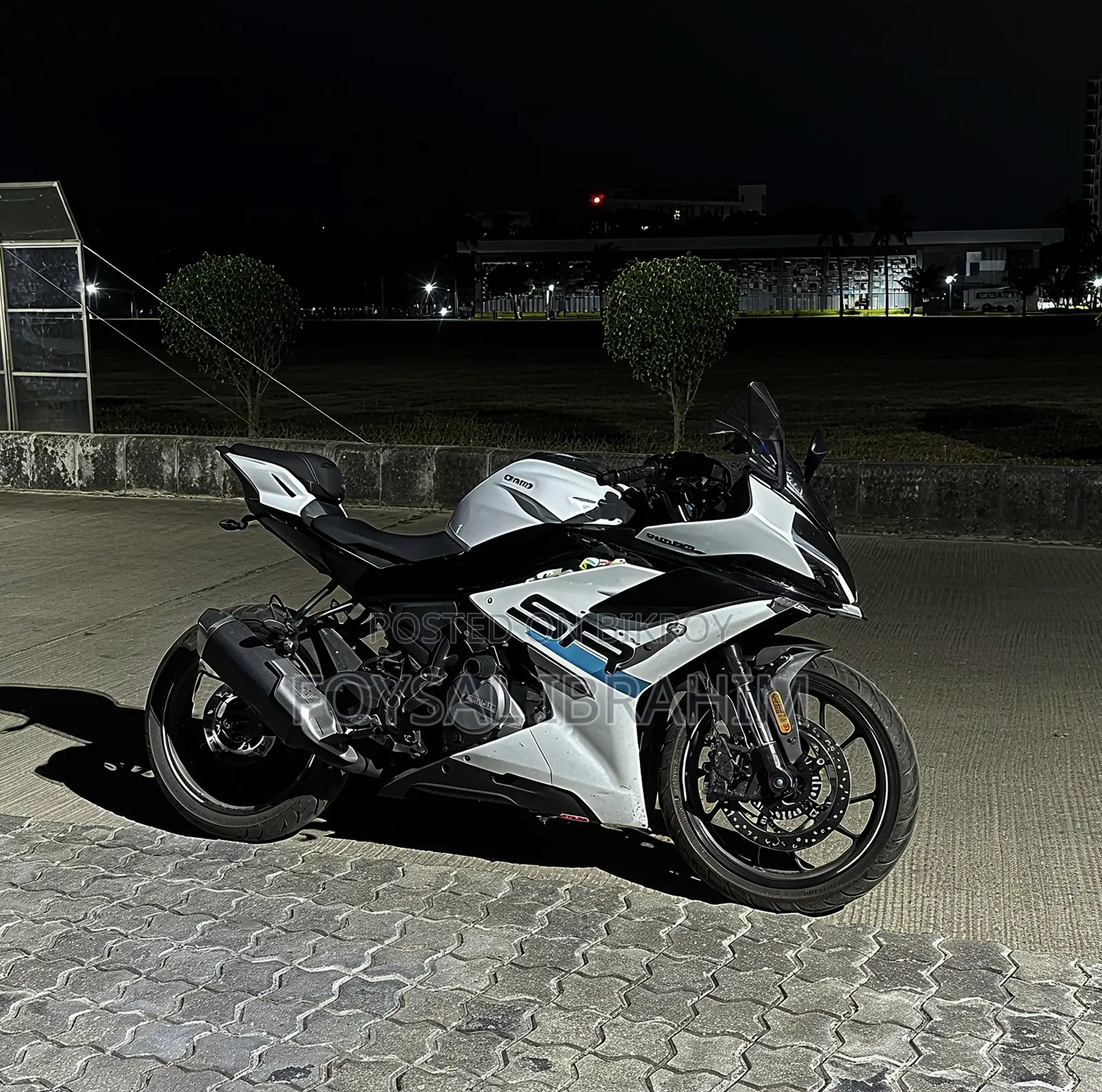 CFMoto 300SR 2026 White
