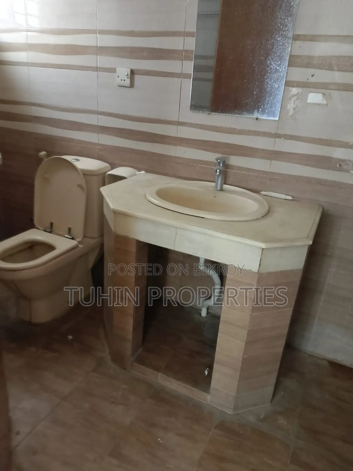 3bdrm Apartment in Mohammadpur for Sale