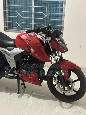 নতুন TVS Apache RTR 160 4V 2021 Red