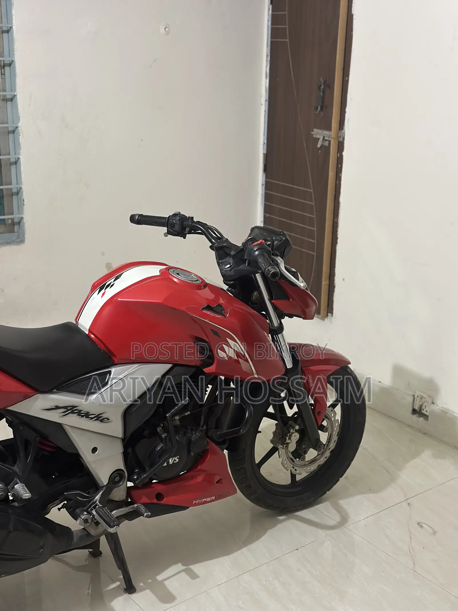 New TVS Apache RTR 160 4V 2021 Red