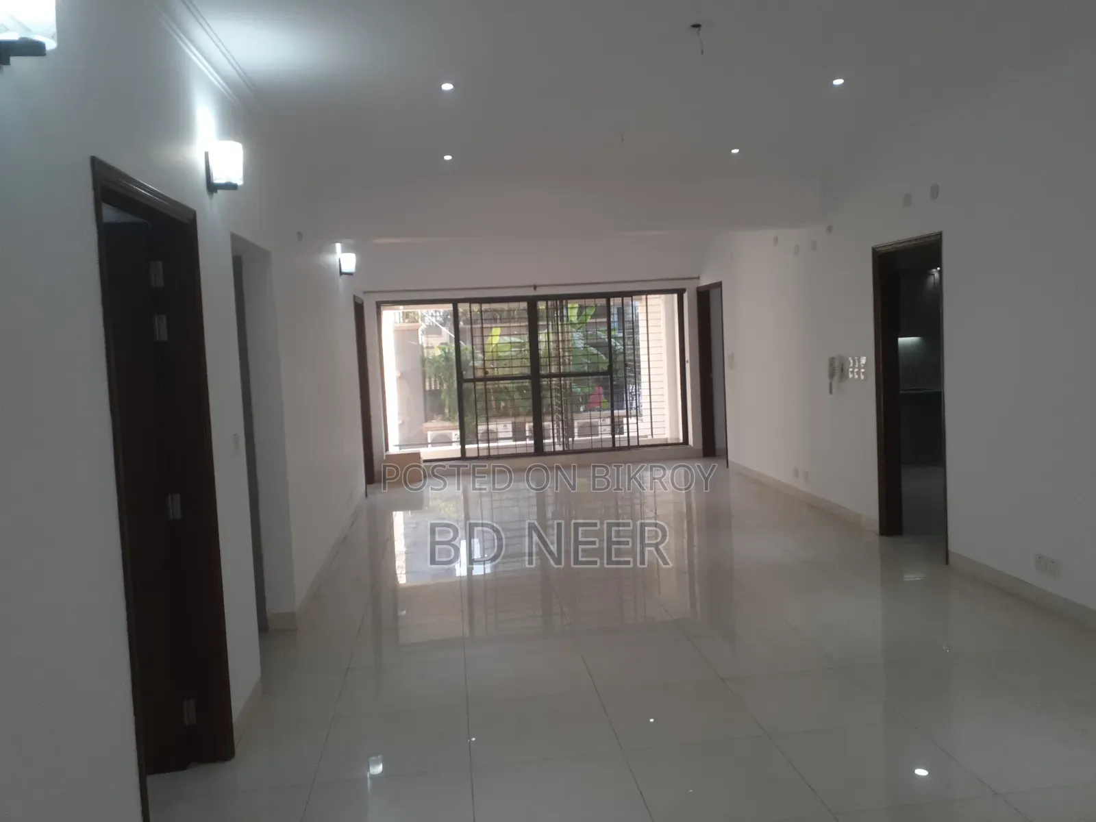4bdrm Apartment in Gulshan for Rent