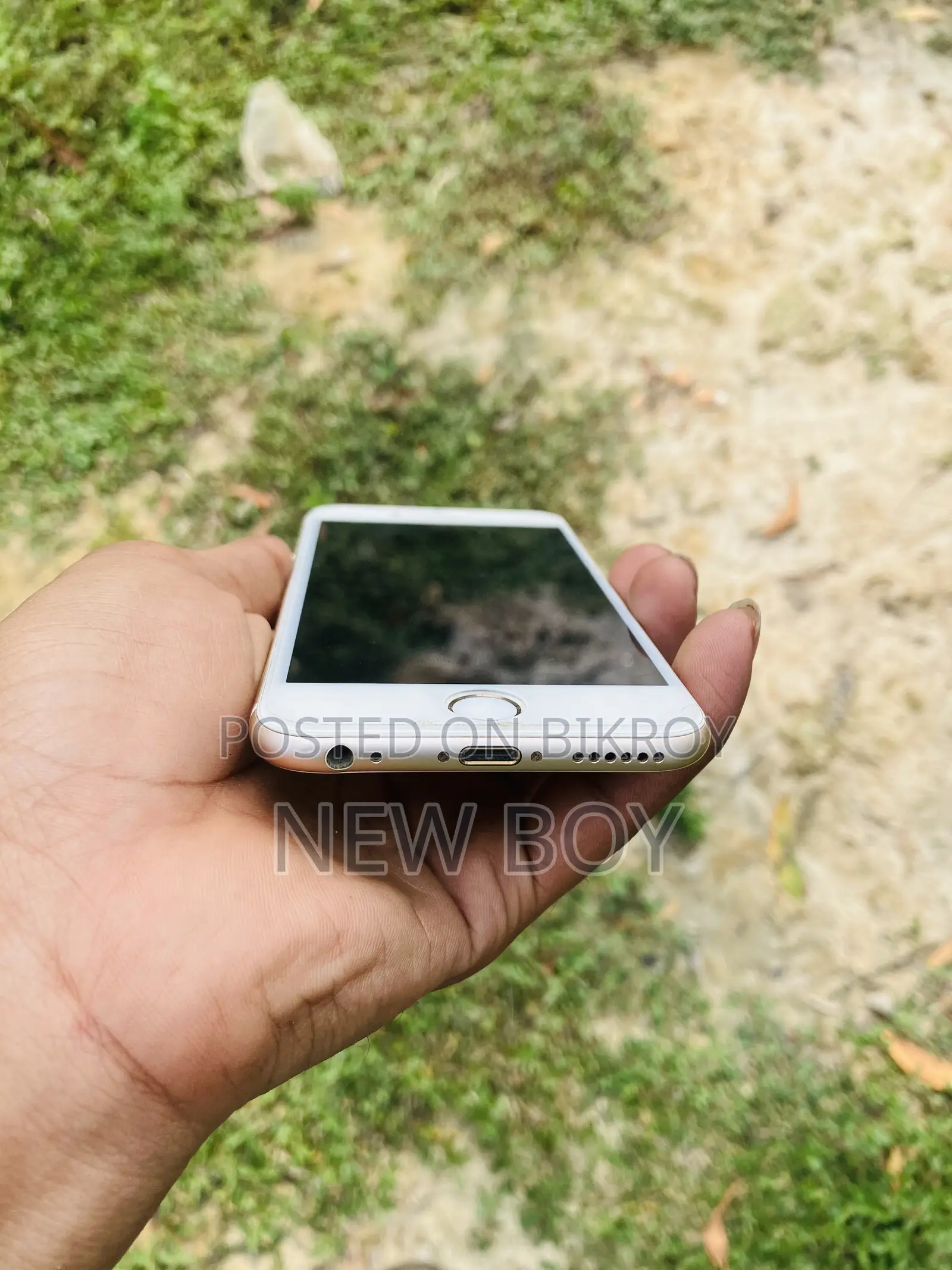 Apple iPhone 6 16 GB White