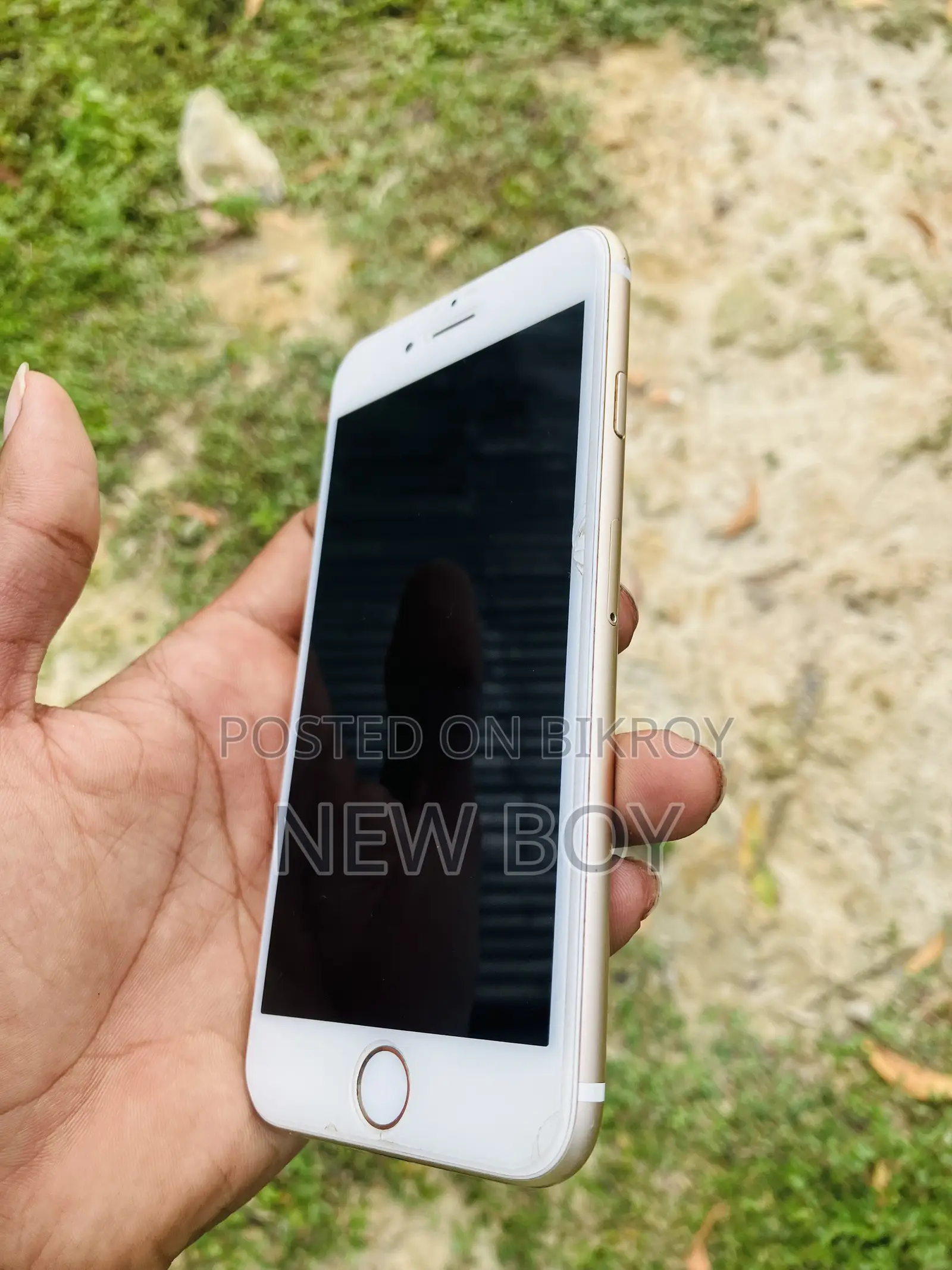 Apple iPhone 6 16 GB White