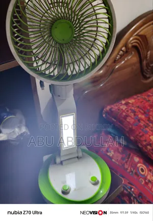 Sunmoon Folding Charger Fan + Light