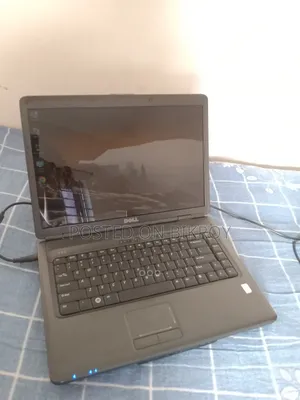 Dell Laptop 2GB RAM 500GB HDD