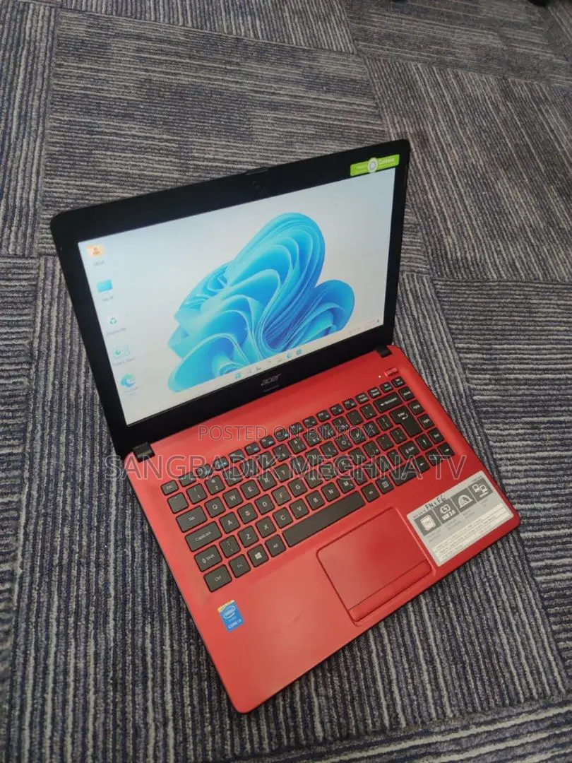 Laptop Acer 3GB Intel SSD 256GB