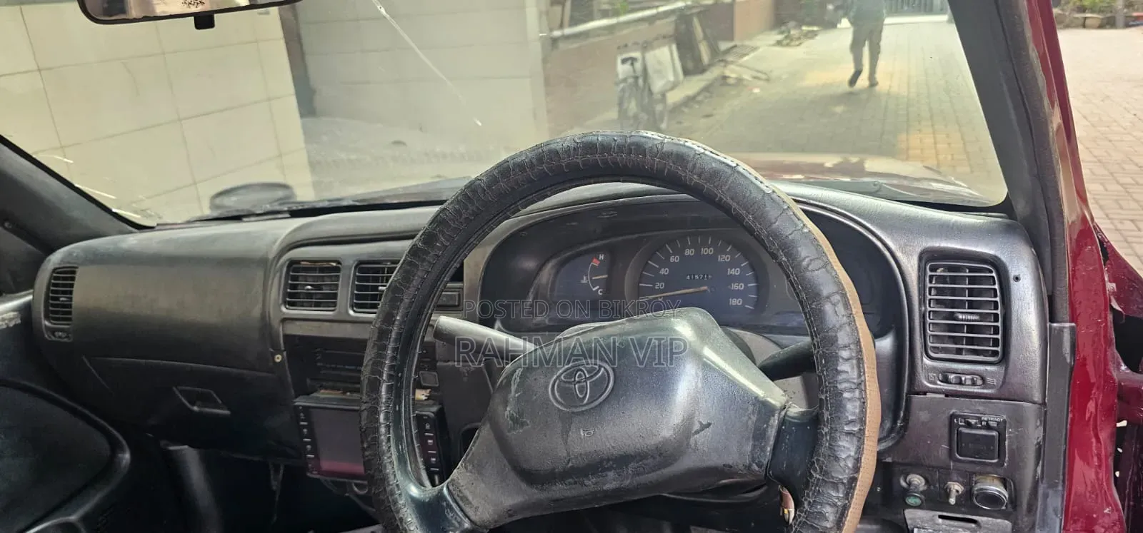 Toyota Hilux 2003 Red