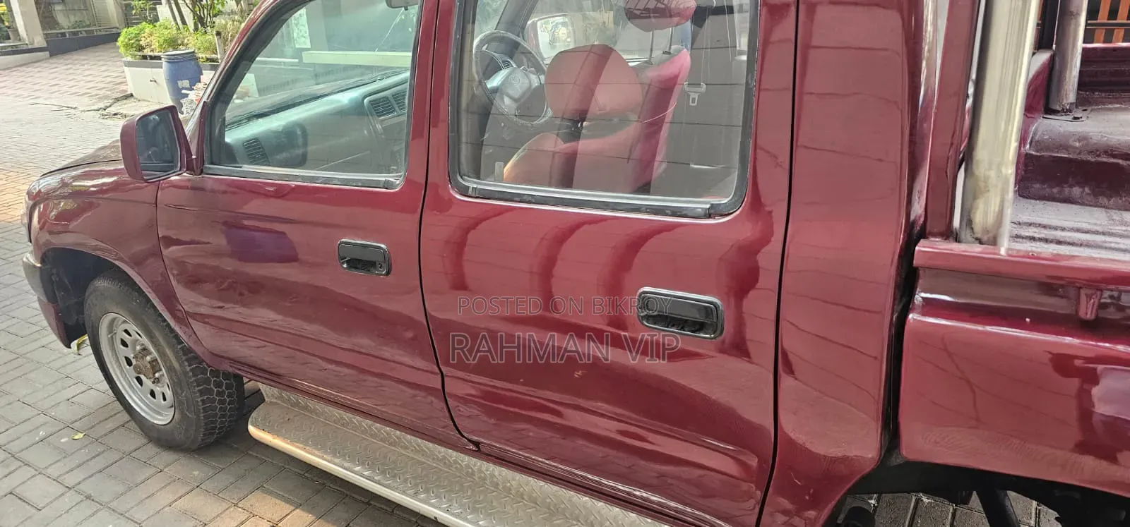 Toyota Hilux 2003 Red