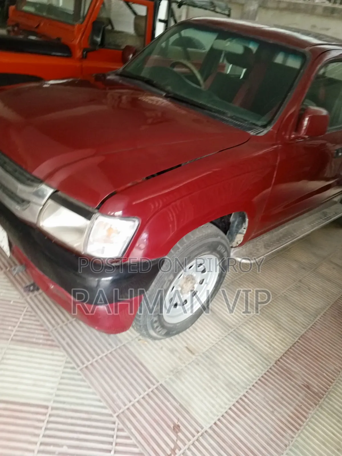 Toyota Hilux 2003 Red