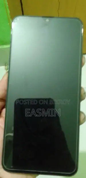Samsung Galaxy M20 Display, Body, and Battery