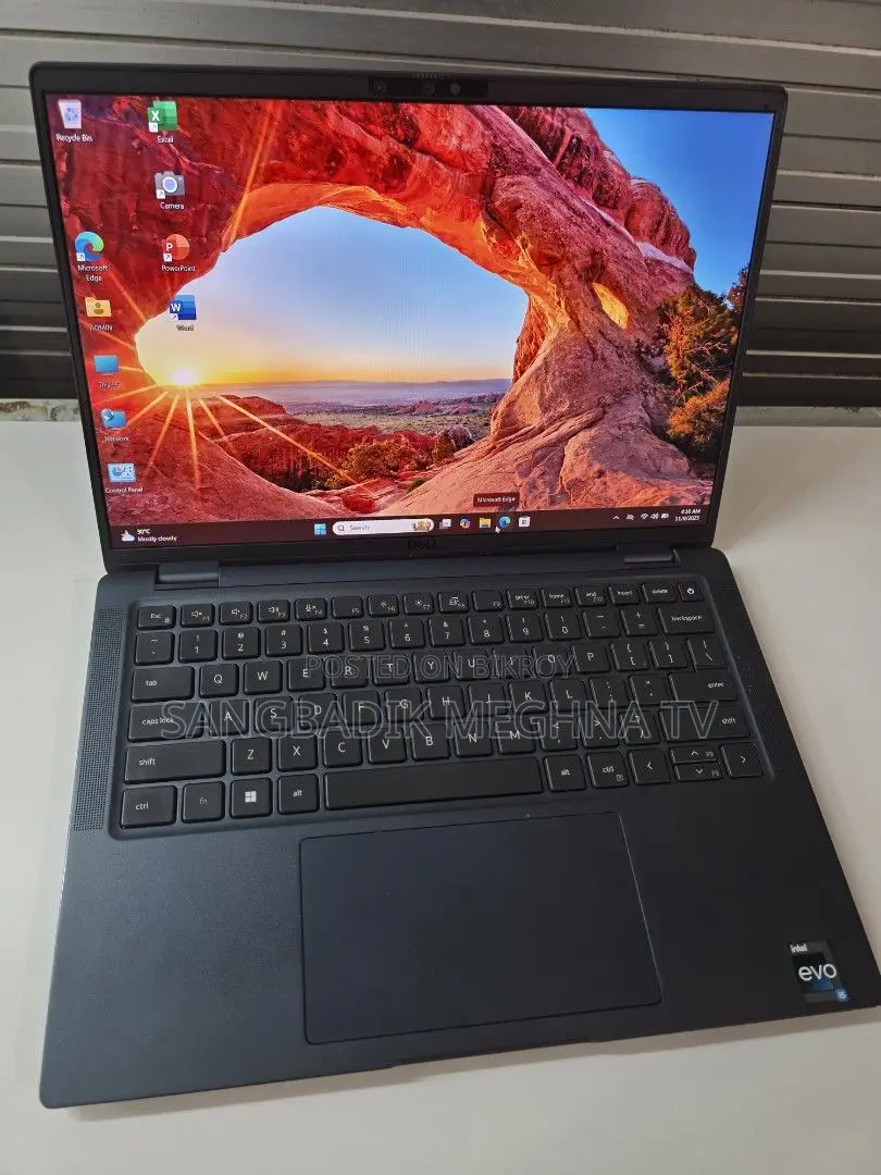 Laptop Dell 3GB Intel SSD 256GB