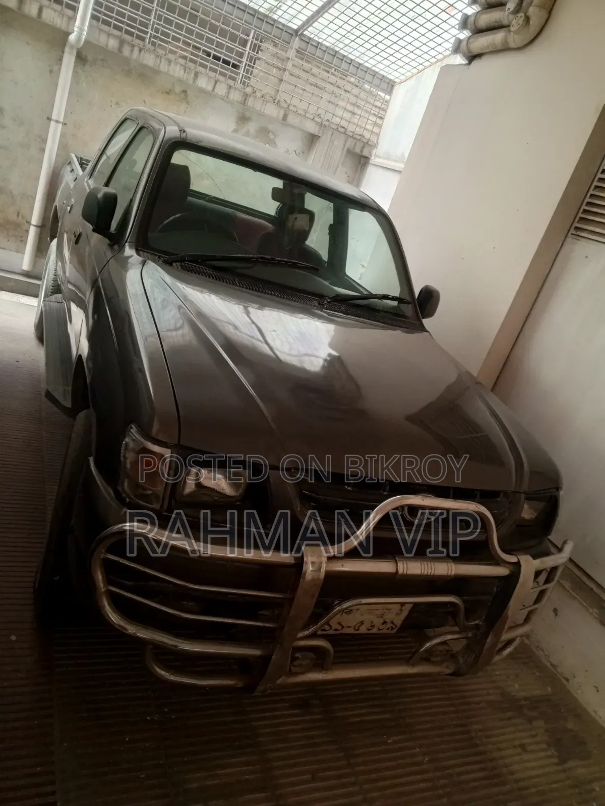 Toyota Hilux 2700i Raider 2004 Silver