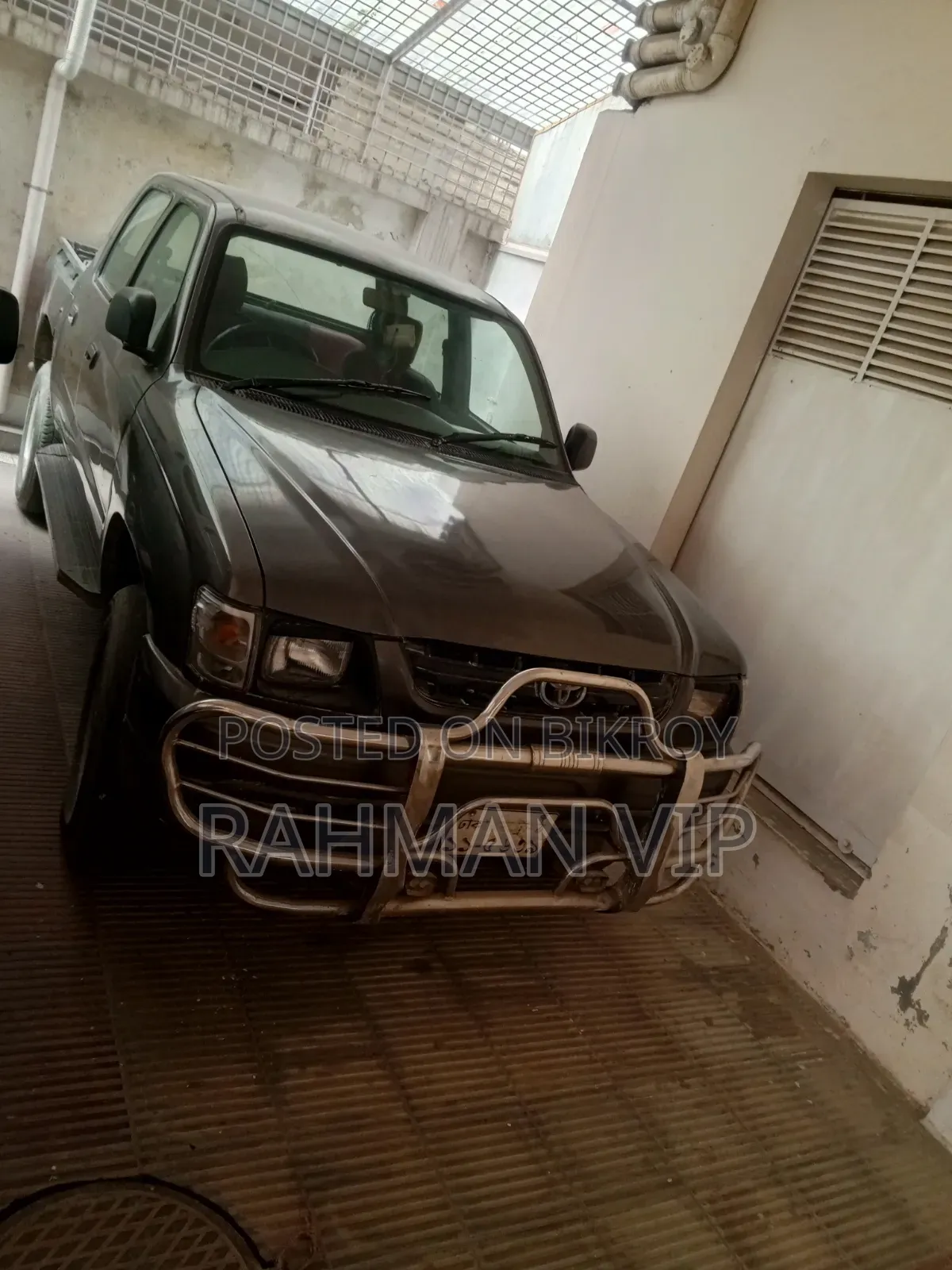 Toyota Hilux 2700i Raider 2004 Silver
