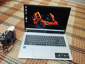 Laptop Acer 4GB Intel SSD 500GB