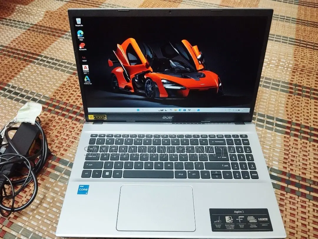 Laptop Acer 4GB Intel SSD 500GB
