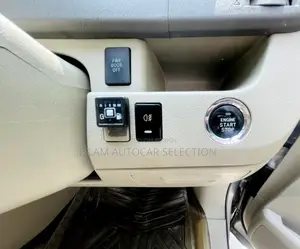 Toyota Noah 2009 Purple