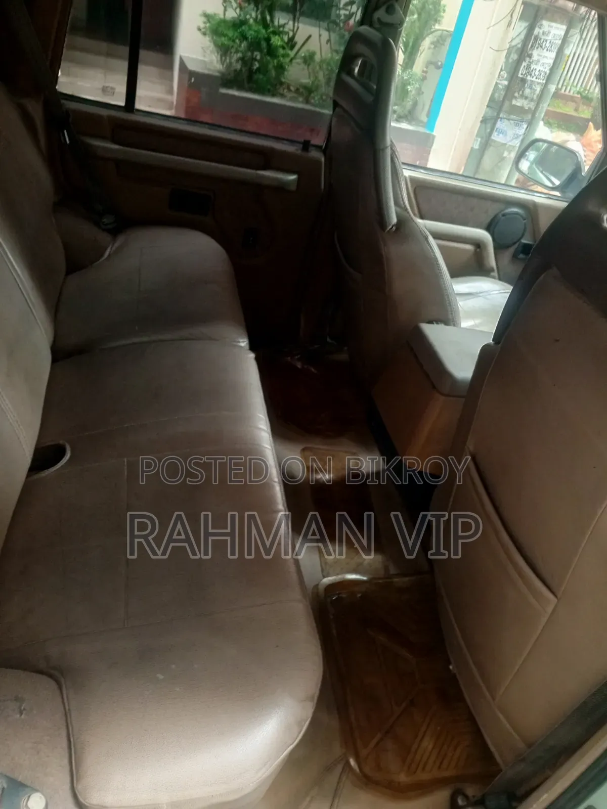 Land Rover Discovery Base AWD 1995 Brown