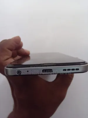 Infinix Smart 10 HD 64 GB Black