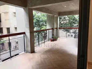 4-bedroom Apartment in Gulshan for Rent