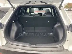 Toyota Corolla Cross 2024 Pearl