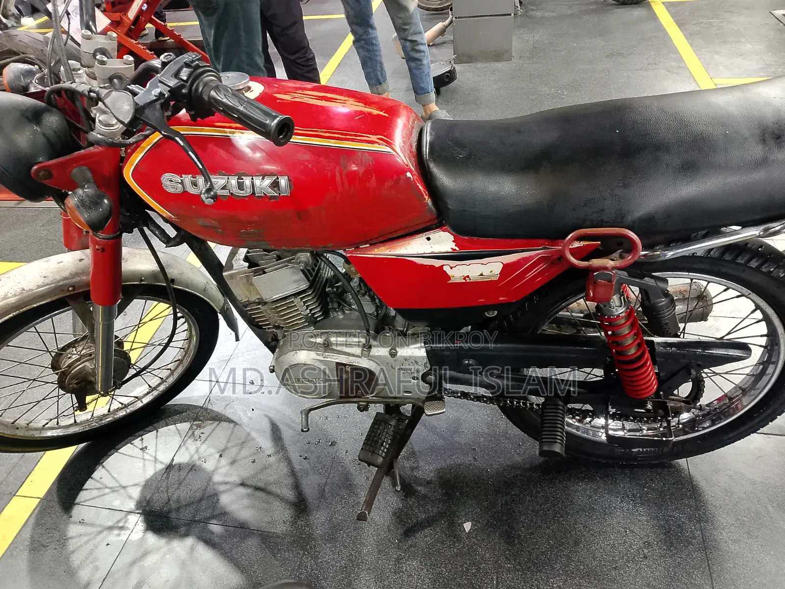 Suzuki AX4 1984 Red