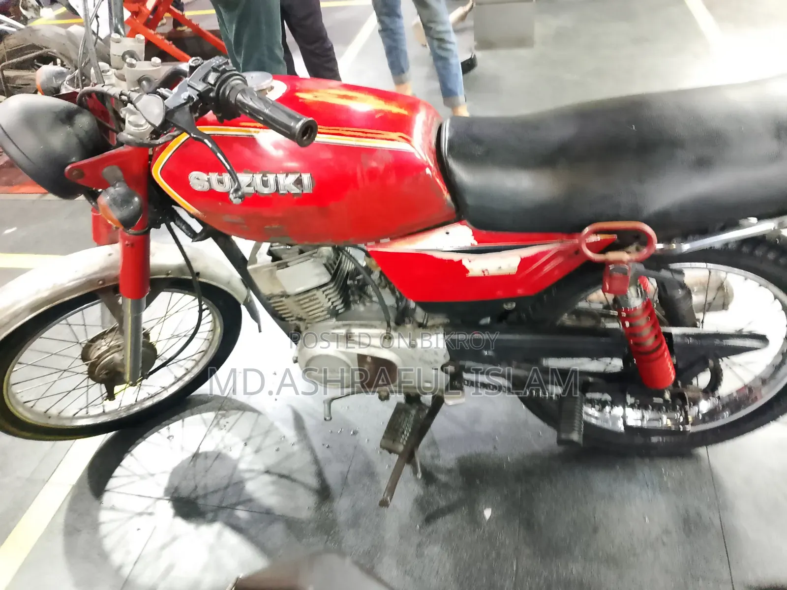 Suzuki AX4 1984 Red