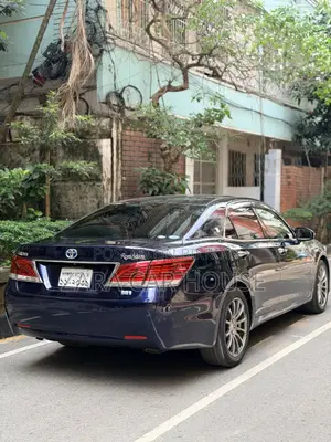 Toyota Crown 2013 Blue