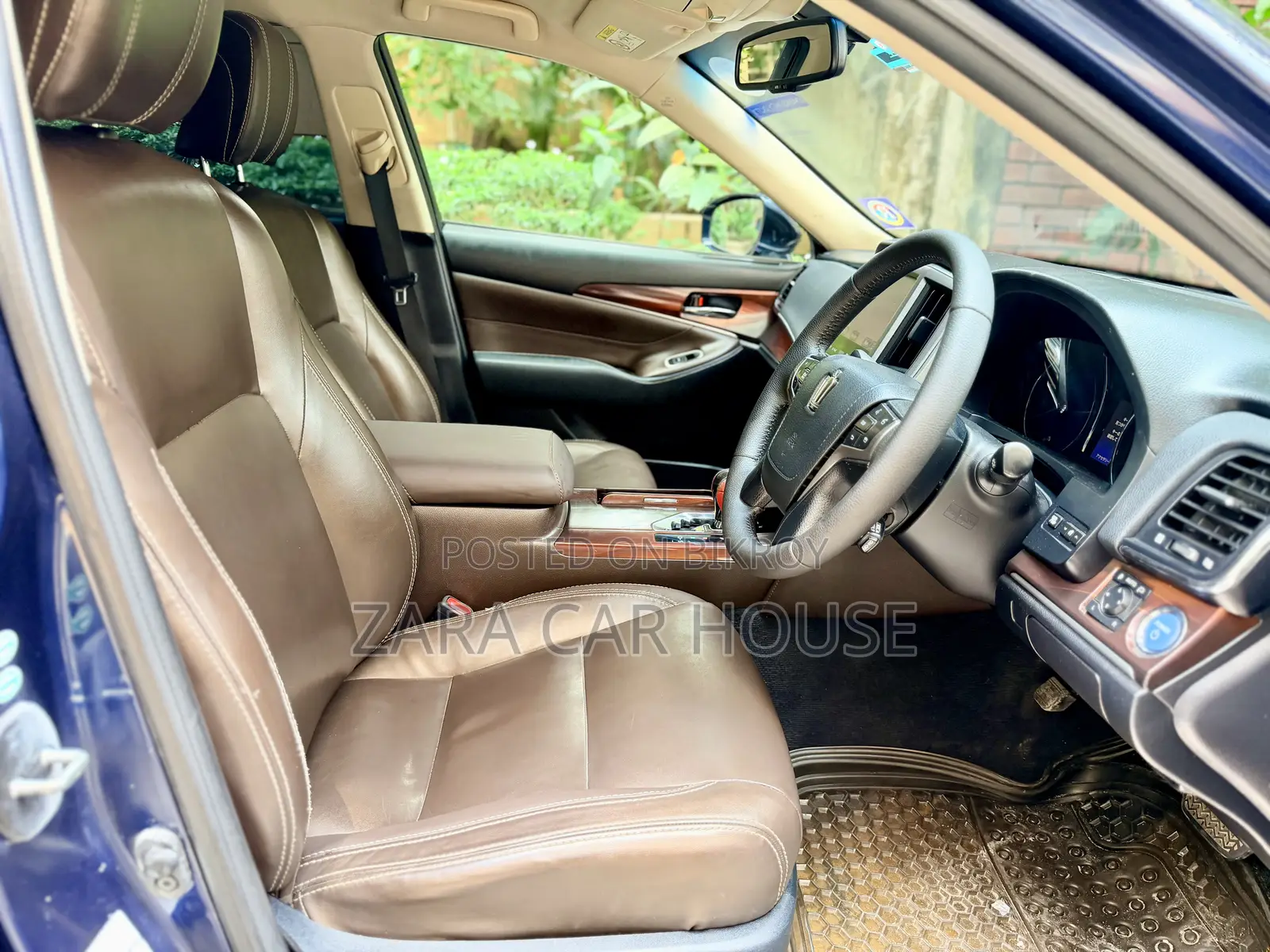 Toyota Crown 2013 Blue