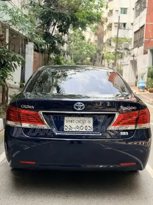 Toyota Crown 2013 Blue