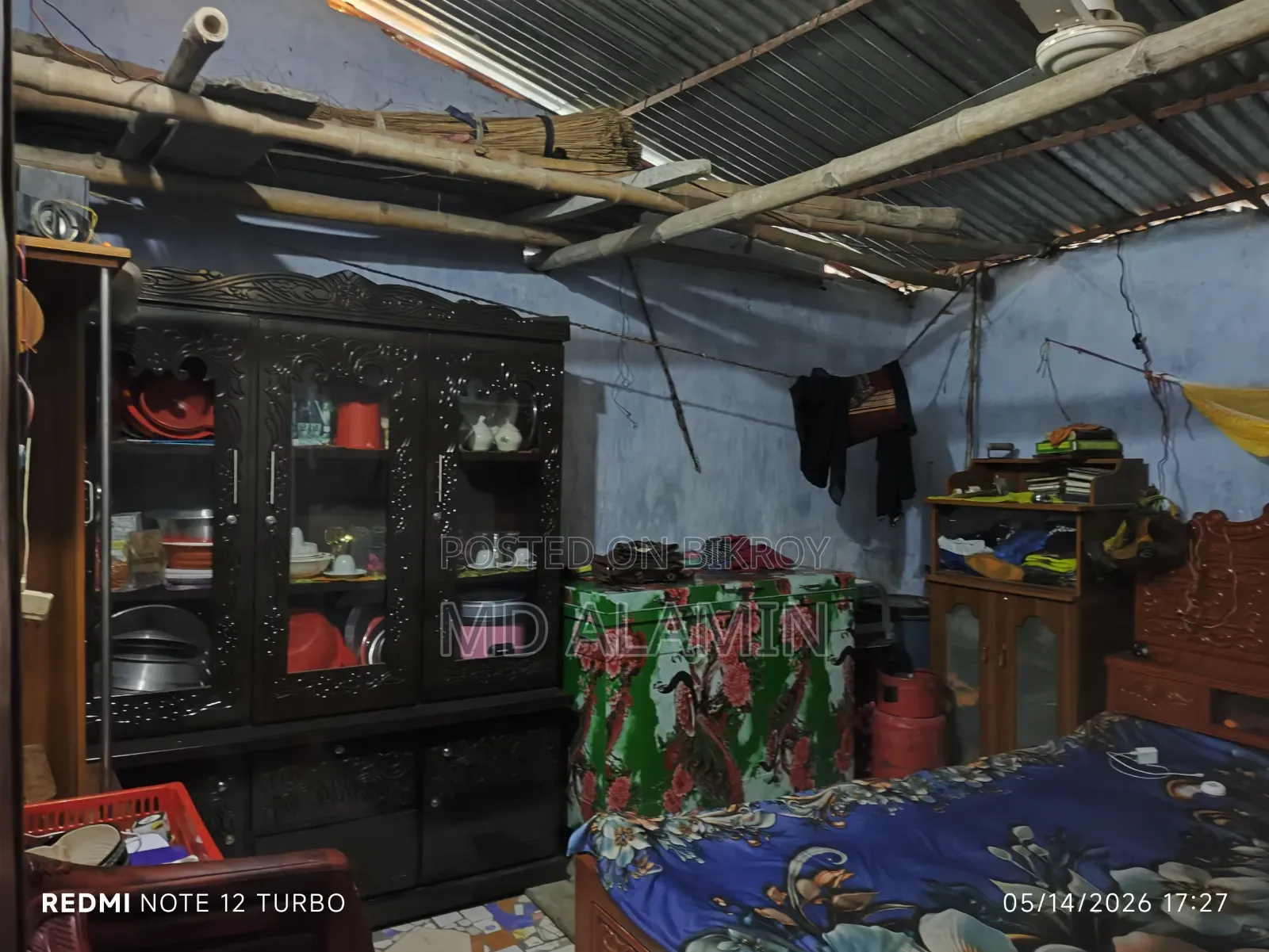 Selling house due to urgent need for money