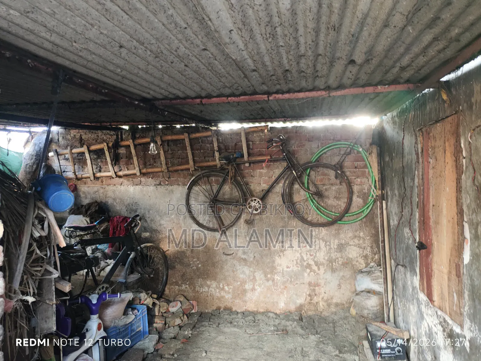 Selling house due to urgent need for money