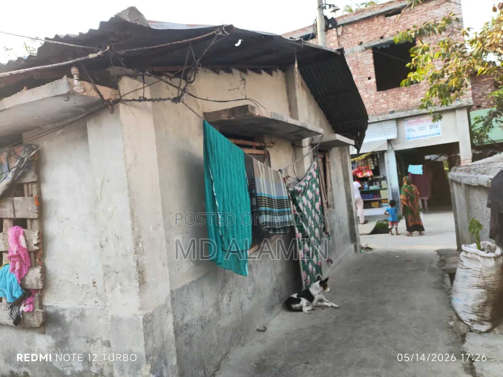 Selling house due to urgent need for money