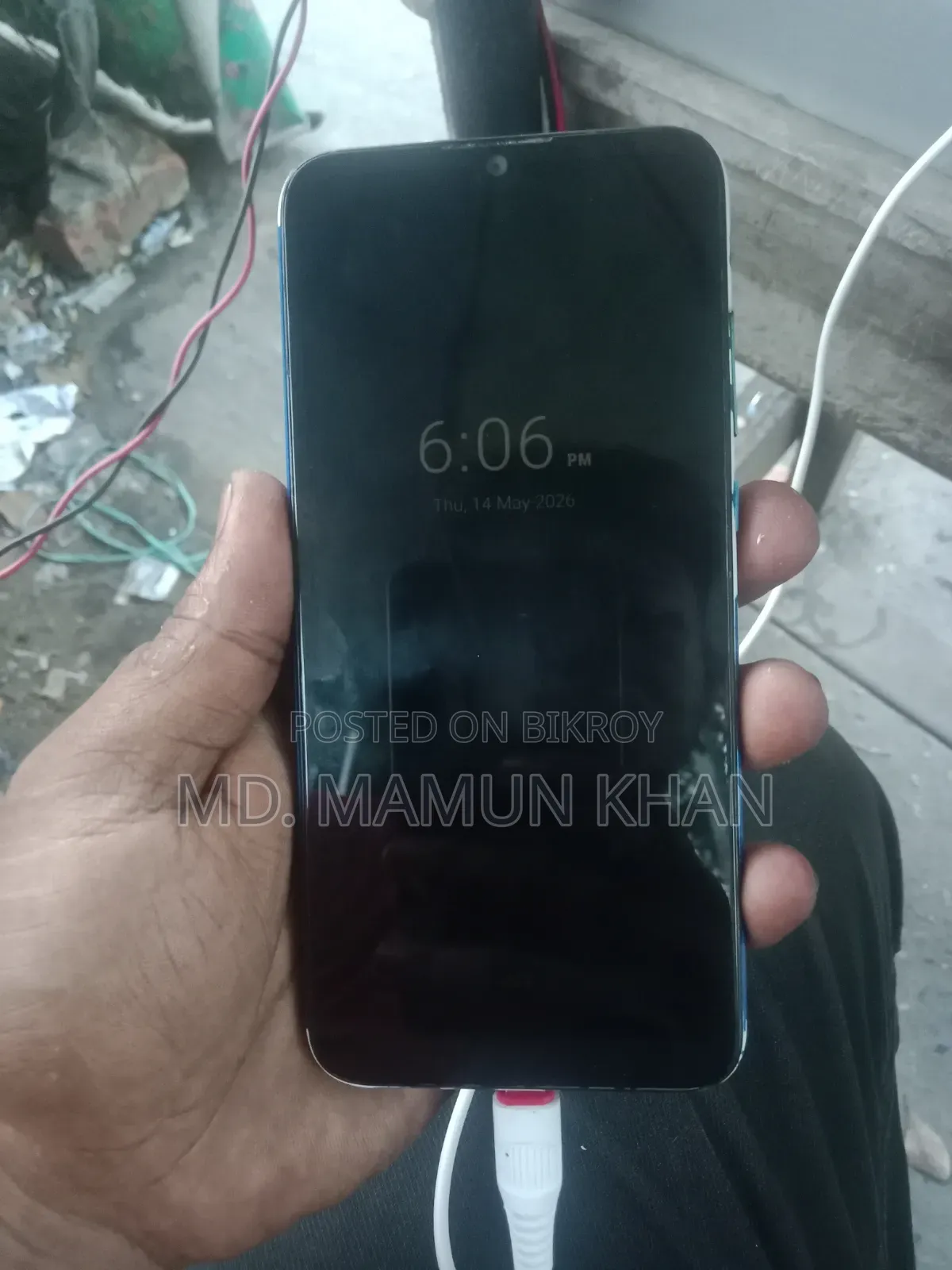 Symphony Z25 32 GB Red