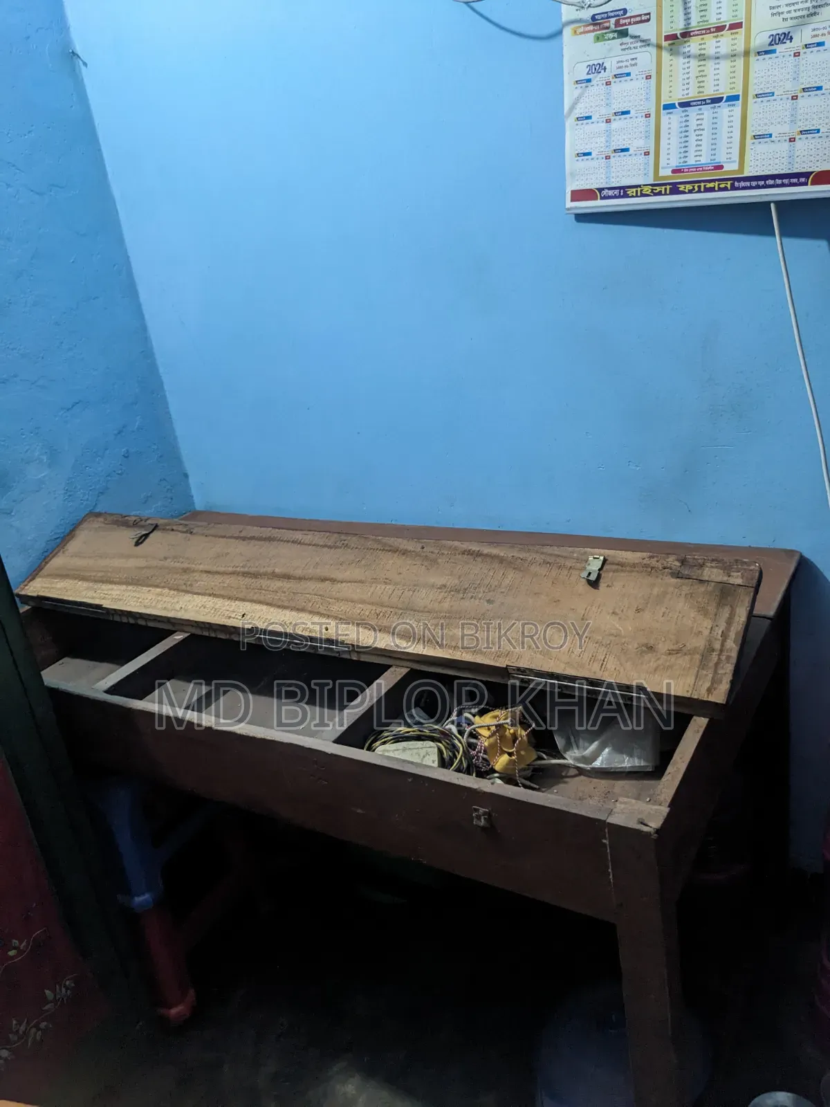 Used Wooden Table