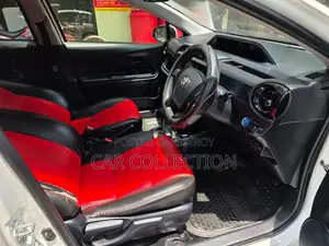 Toyota Aqua 2017 Pearl