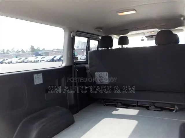 Toyota HiAce 2021 Blue