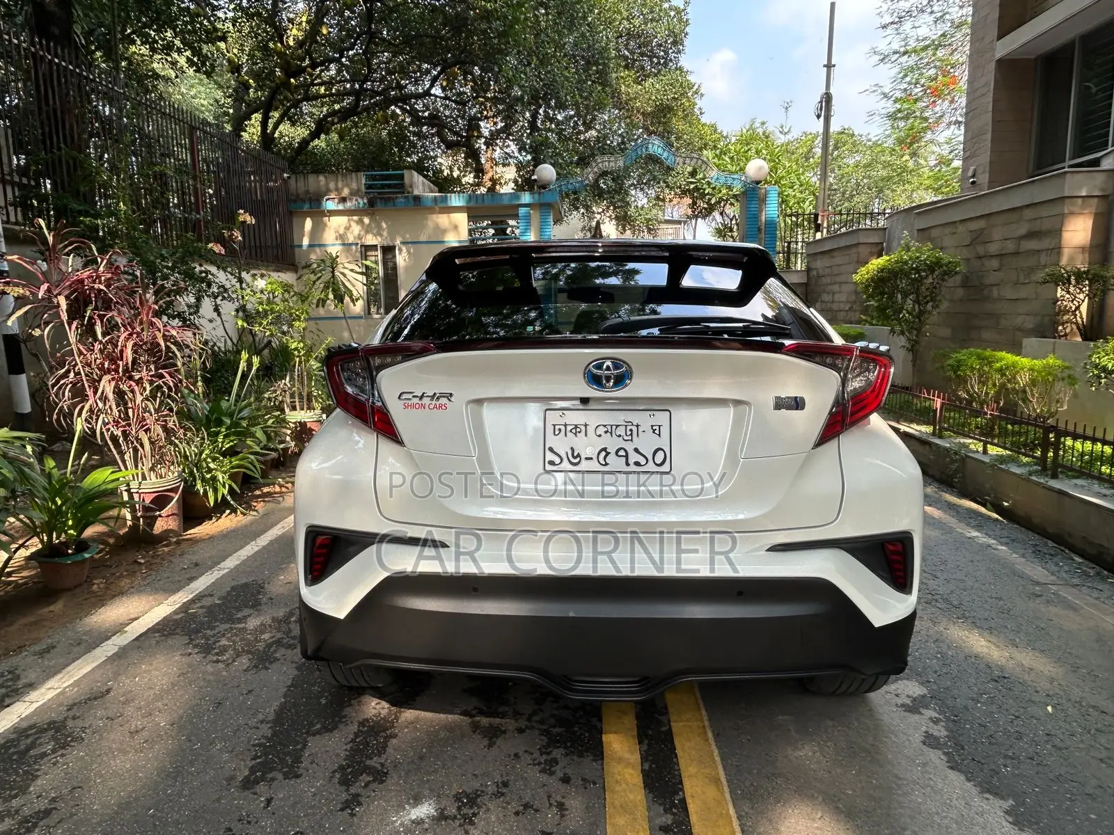 Toyota C-Hr Limited FWD 2019 White