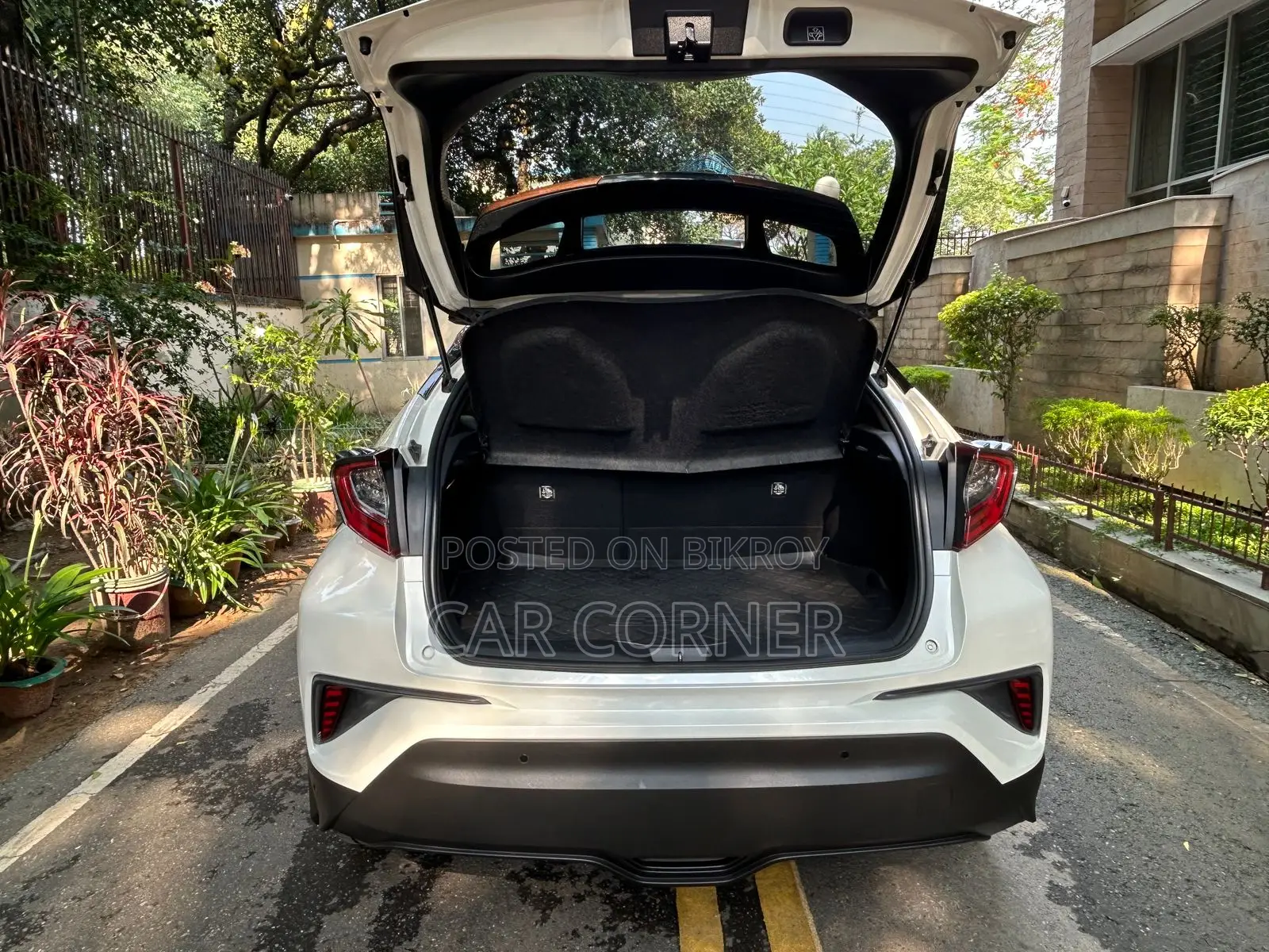 Toyota C-Hr Limited FWD 2019 White