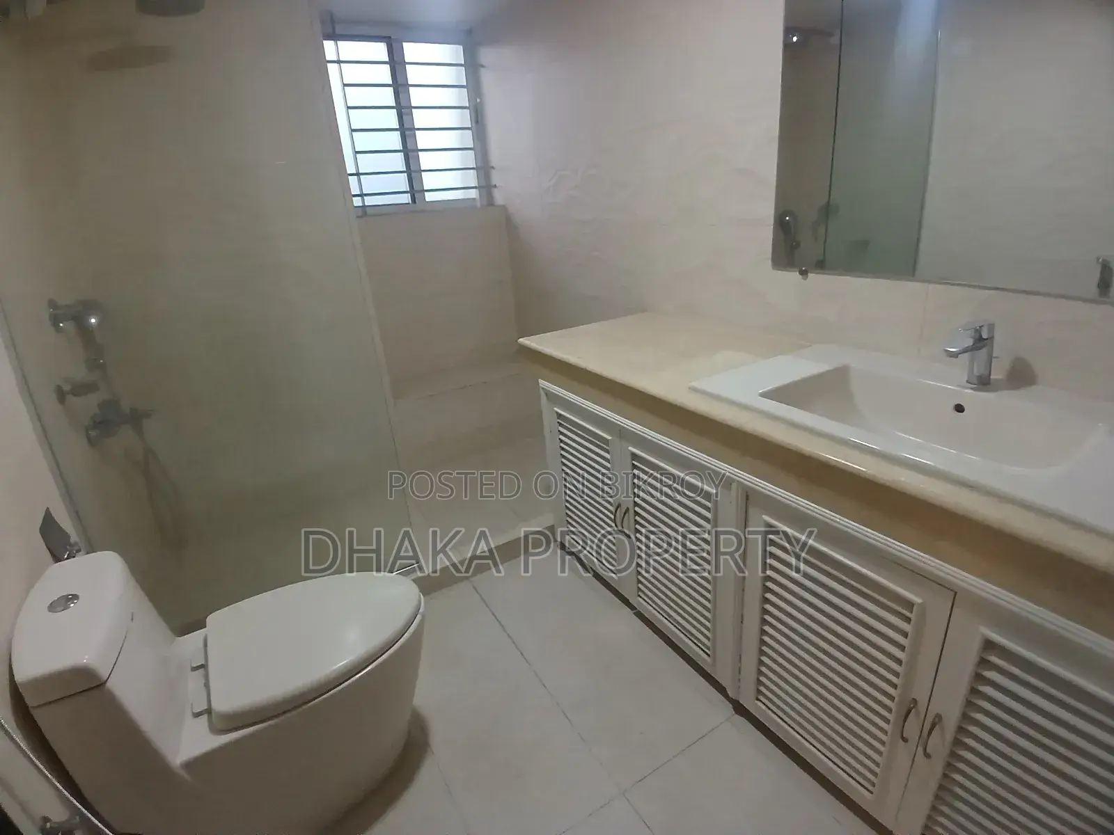 4-bedroom Apartment in Abc, Gulshan for rent