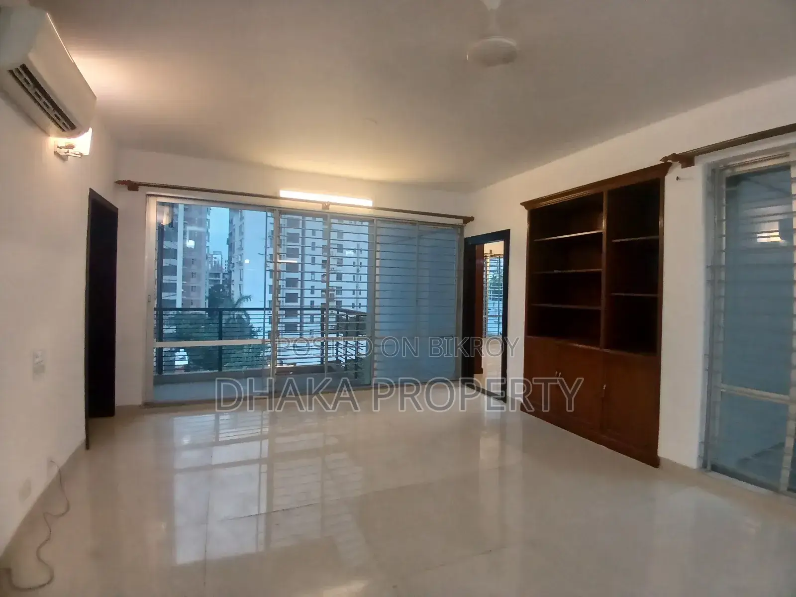 4-bedroom Apartment in Abc, Gulshan for rent