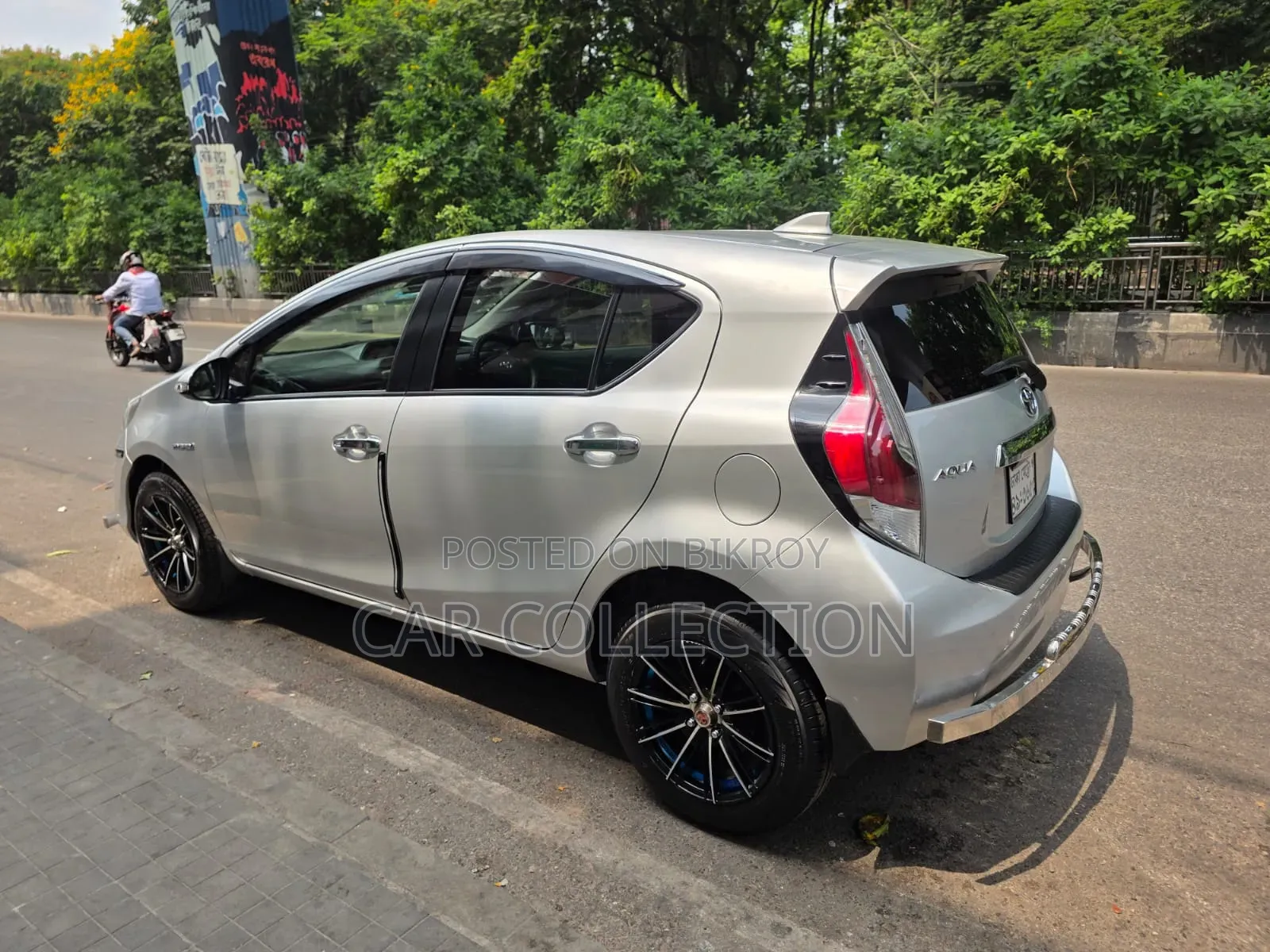 Toyota Aqua 2017 Silver