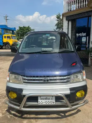 Toyota TownAce Noah 1997 Purple